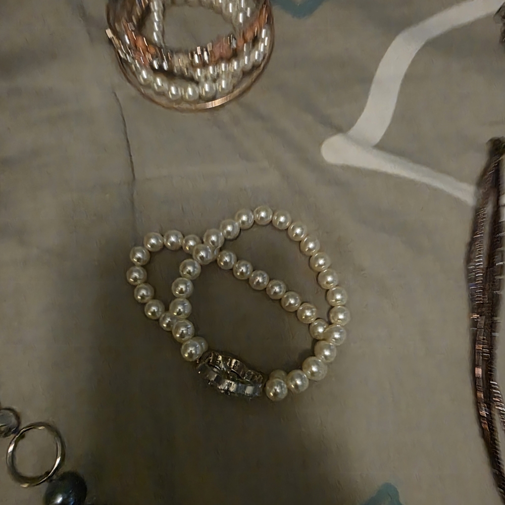 Elegant Pearl Bracelet Set